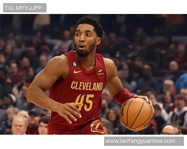 八卦爆料：米切尔被曝与明星传出绯闻