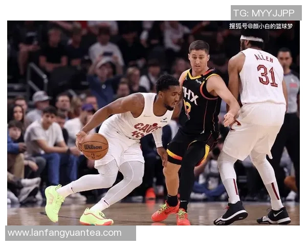 米切尔回应批评：我只专注于比赛